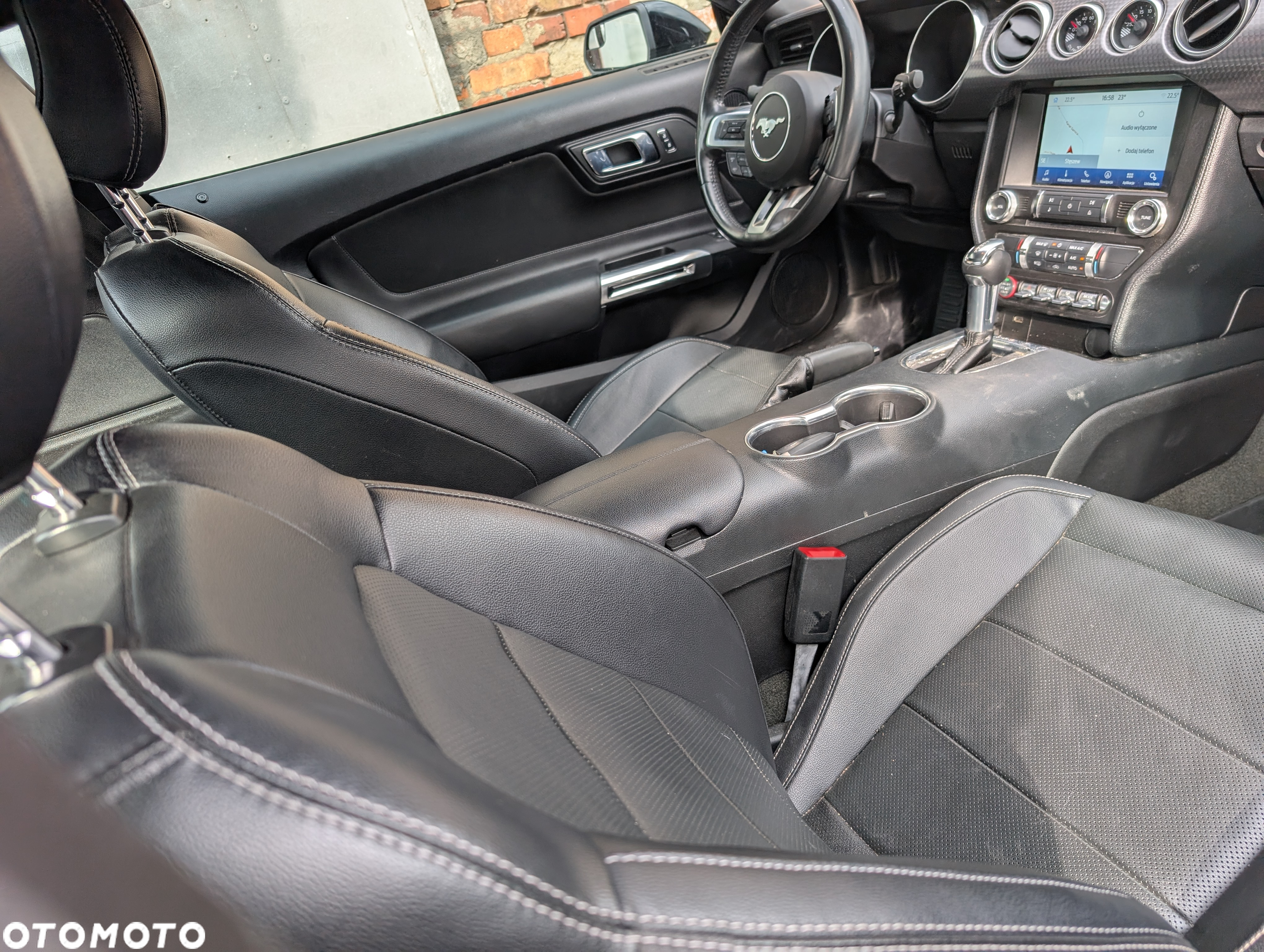 Ford Mustang 5.0 V8 GT - 9