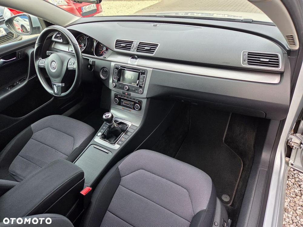 Volkswagen Passat 1.4 TSI BlueMotion Technology Highline - 16