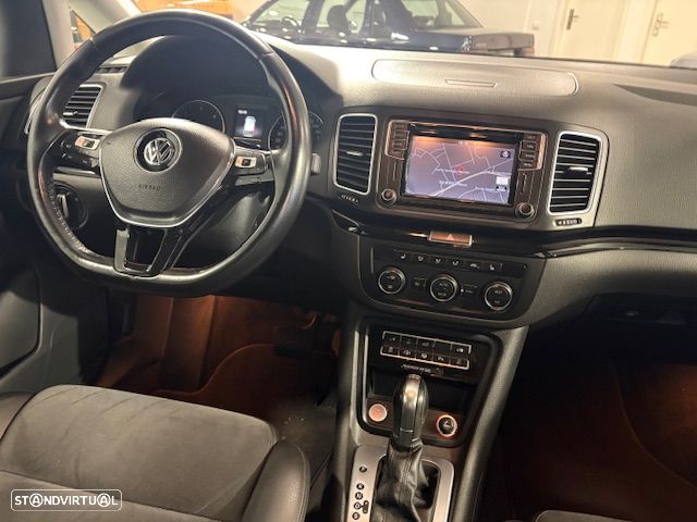 VW Sharan 2.0 TDI DSG (BlueMotion ) Highline - 23