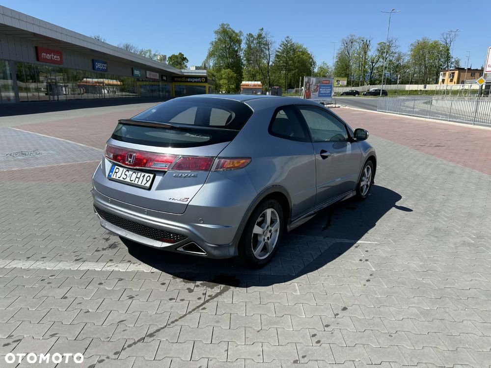 Honda Civic 1.8i-VTEC Type S - 3