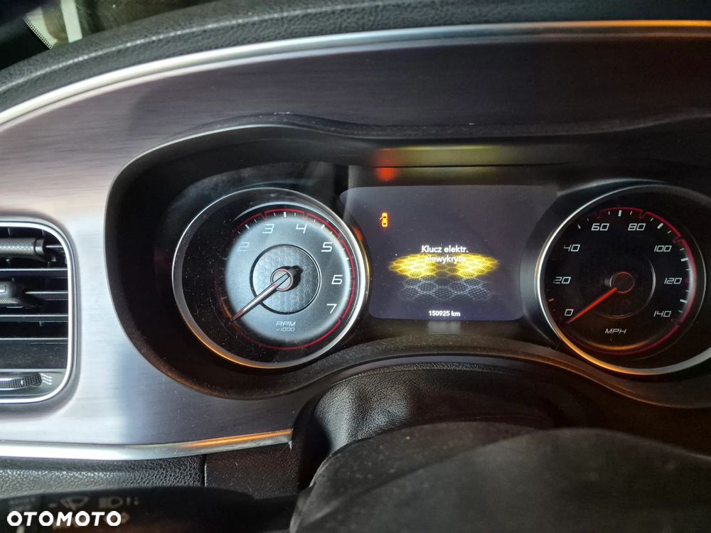 Dodge Charger 3.6 GT - 10