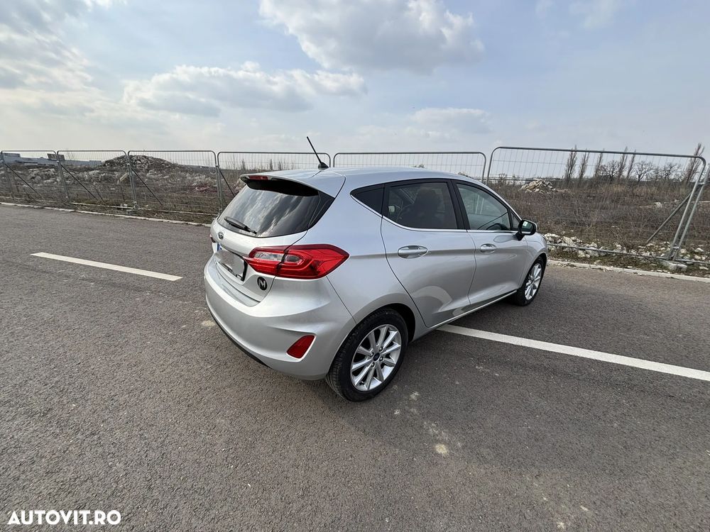 Ford Fiesta 1.0 EcoBoost Powershift Titanium - 10