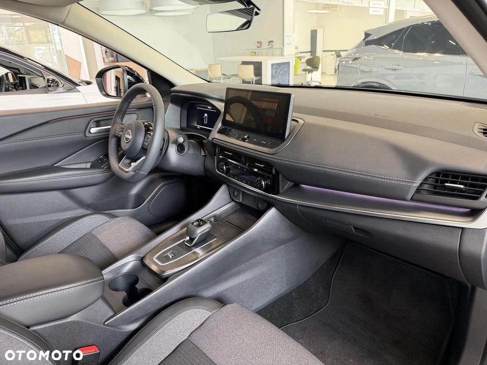 Nissan Qashqai 1.3 DIG-T MHEV N-Connecta Xtronic - 9