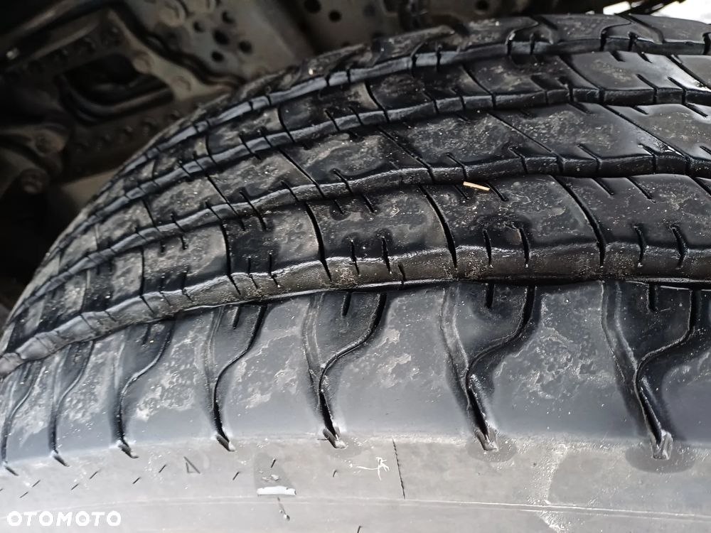 Mercedes-Benz Actros - 10