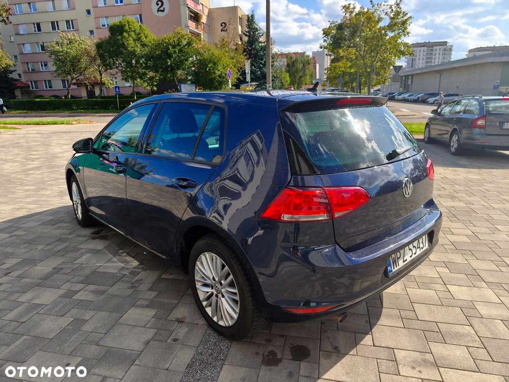 Volkswagen Golf 1.6 TDI BlueMotion Comfortline - 2