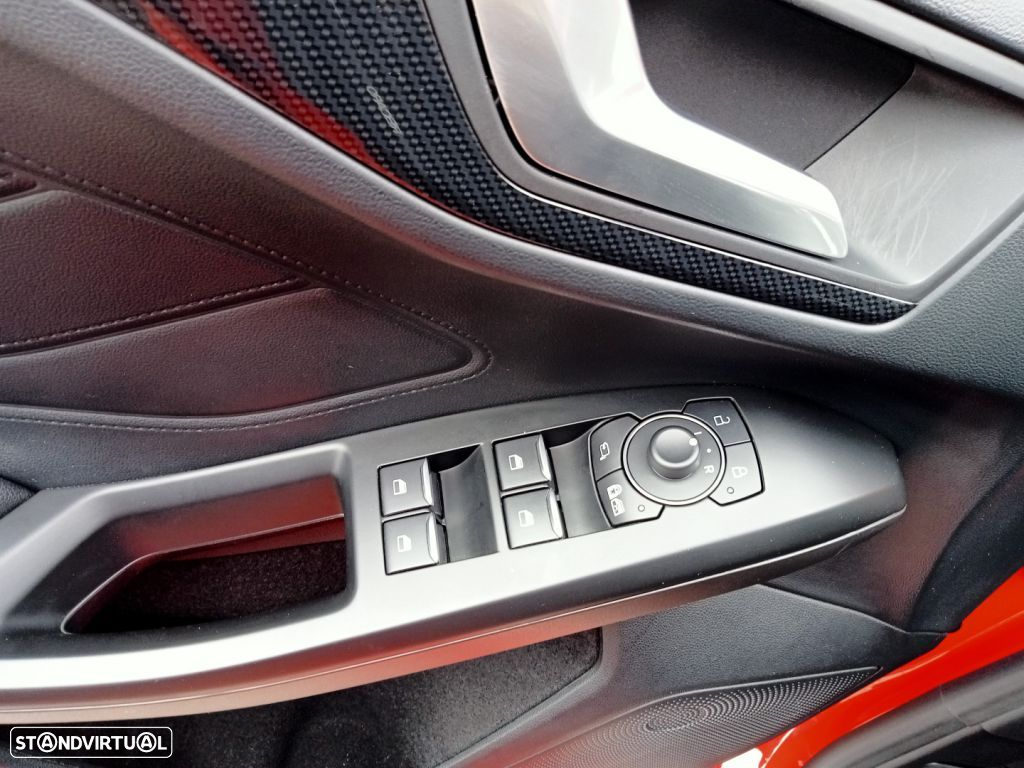 Ford Focus 2.3 EcoBoost ST X - 27