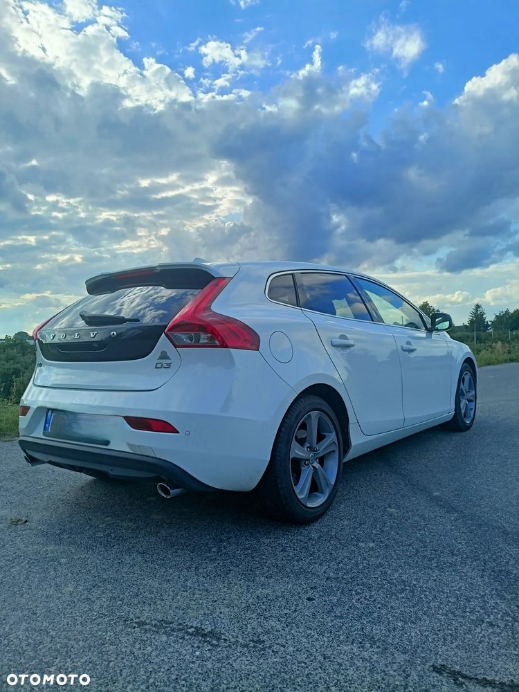 Volvo V40 D3 Summum - 5