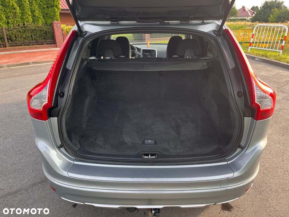 Volvo XC 60 D4 Drive-E Momentum - 6