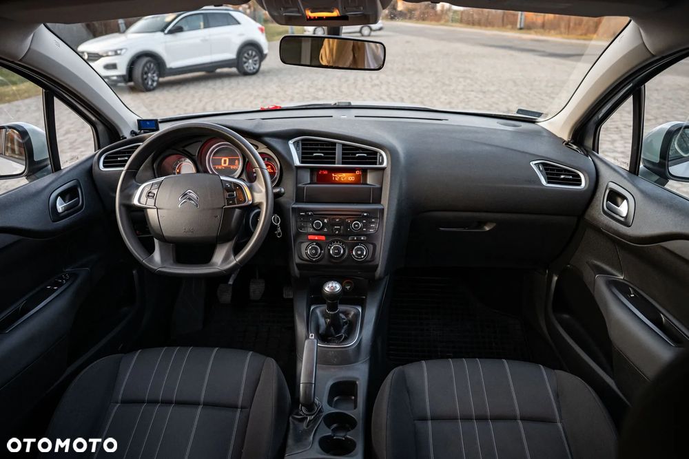 Citroën C4 1.6 VTi Attraction - 24