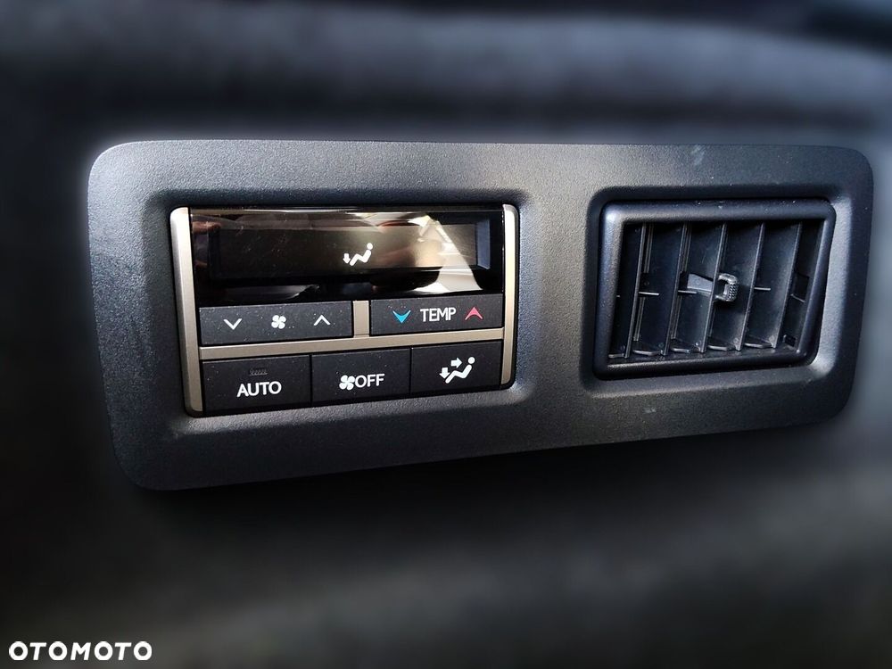 Lexus RX 450h L Prestige - 35