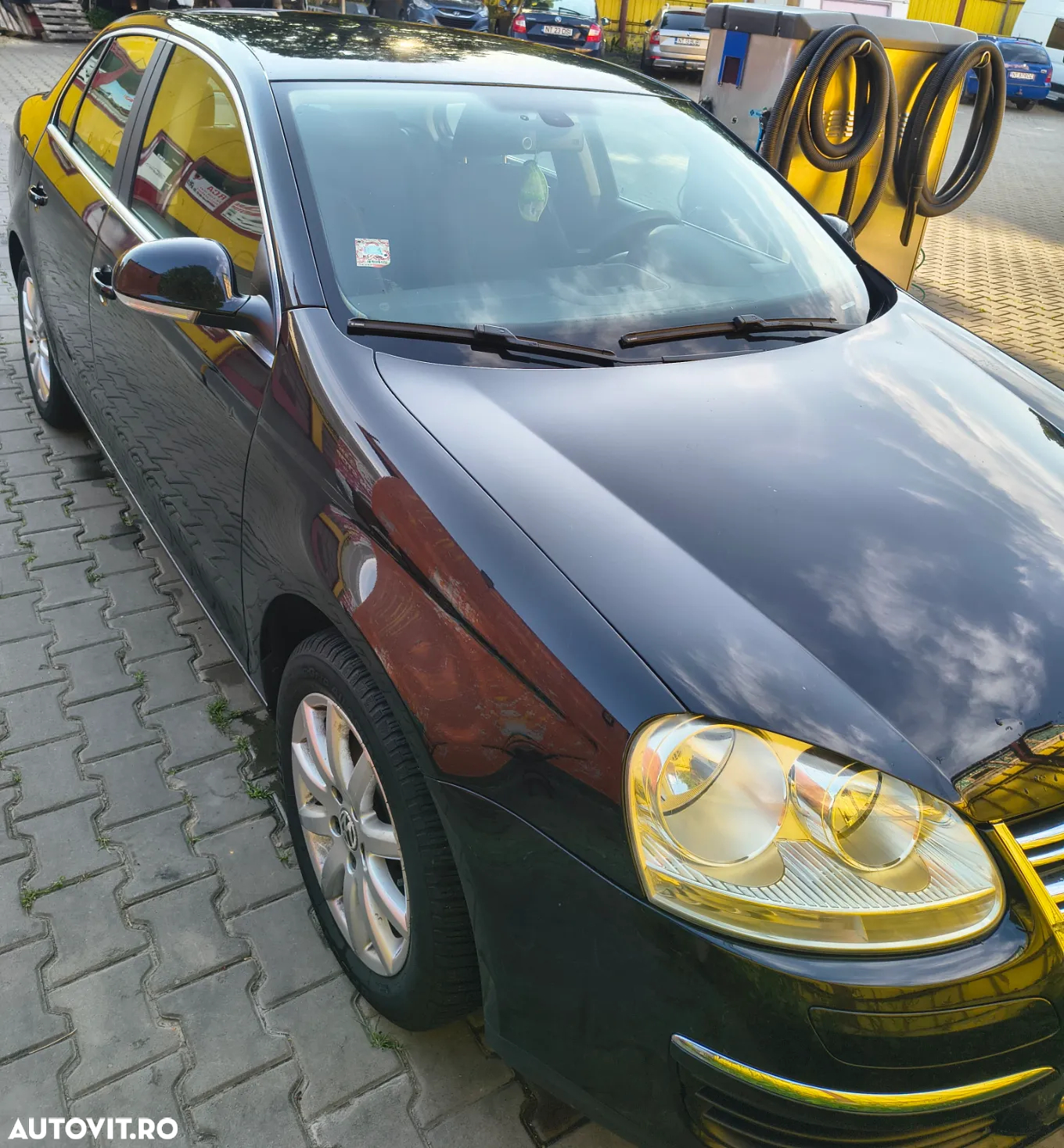 Volkswagen Jetta 1.6 Comfortline - 2