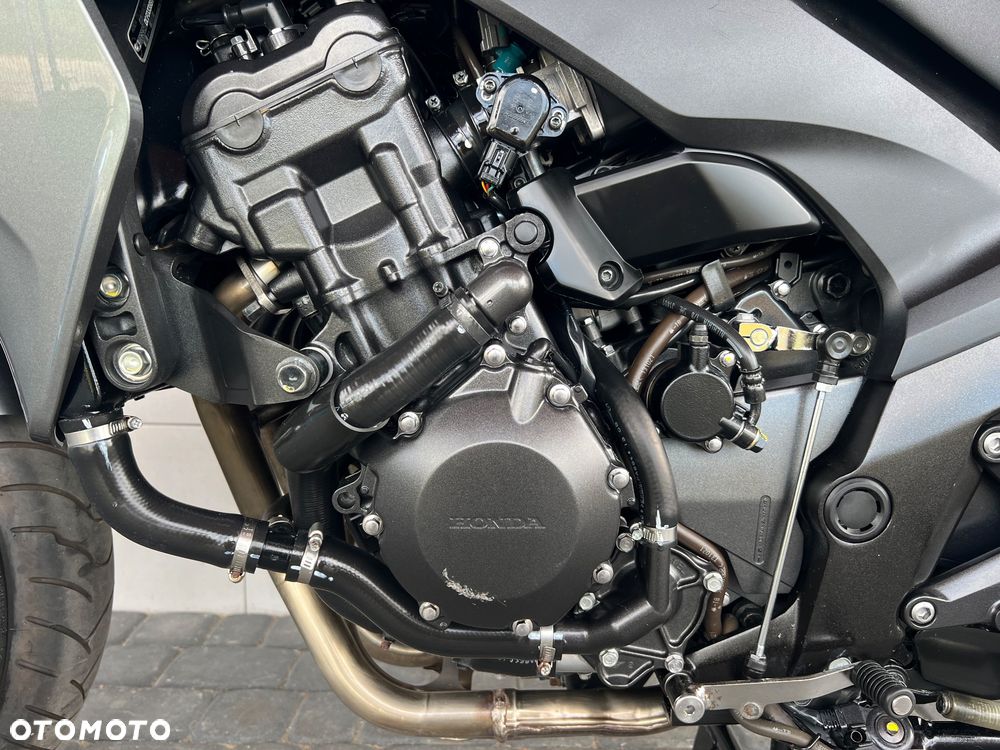 Honda CBF - 27
