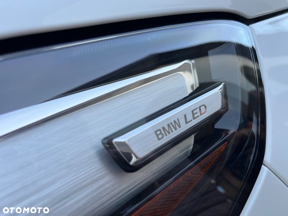 BMW X1 - 32
