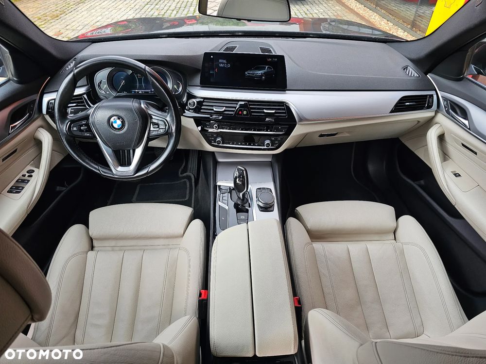 BMW Seria 5 520d Luxury Line - 19