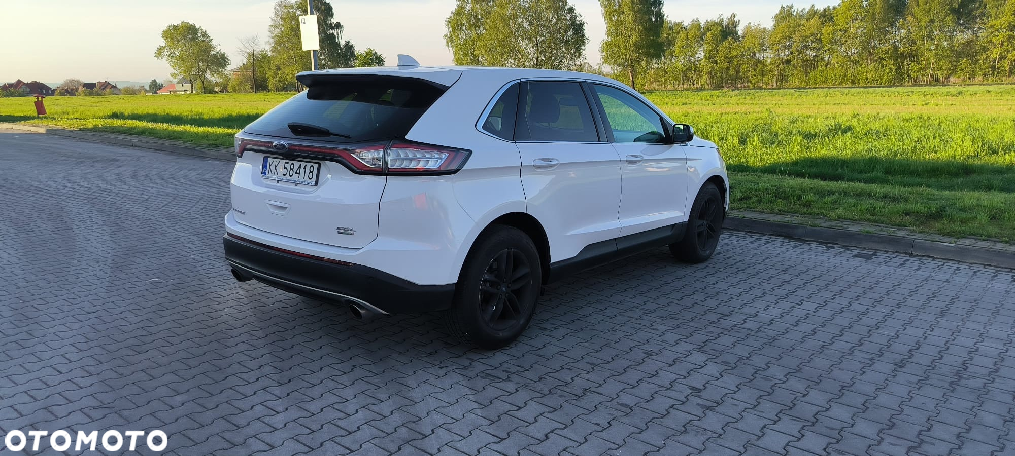 Ford Edge - 10