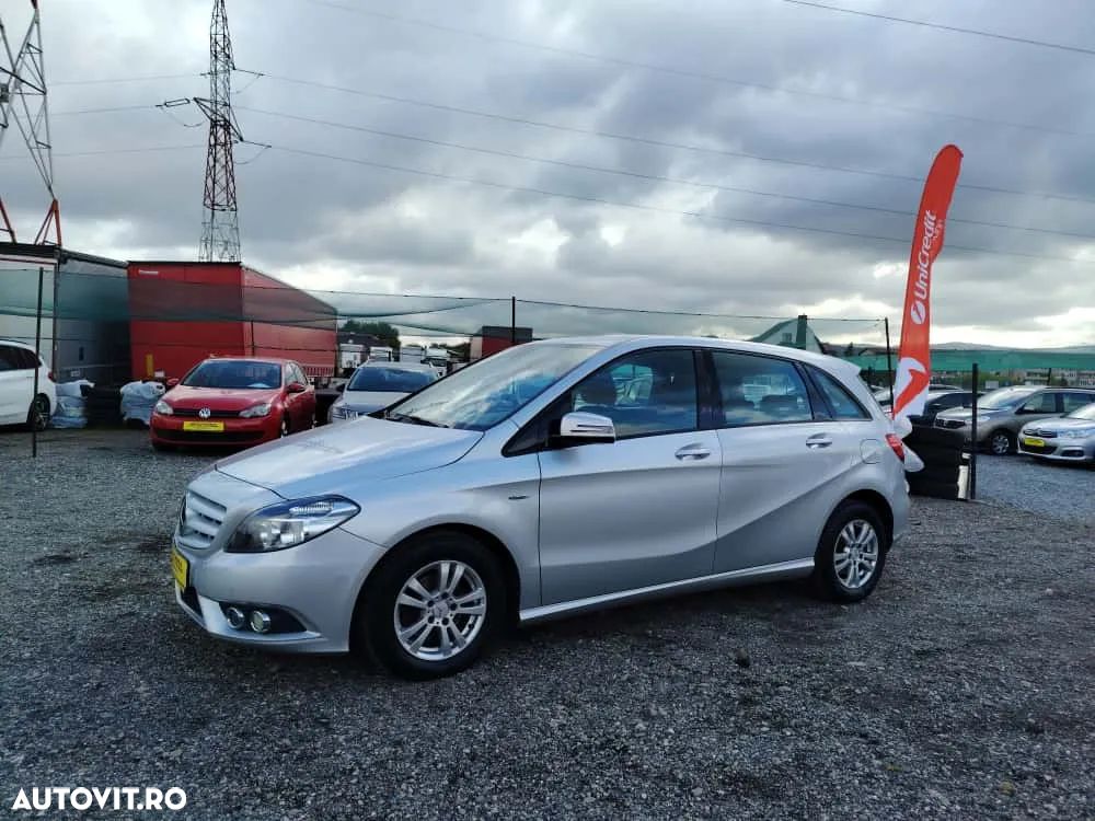Mercedes-Benz B 180 CDI (BlueEFFICIENCY) - 4