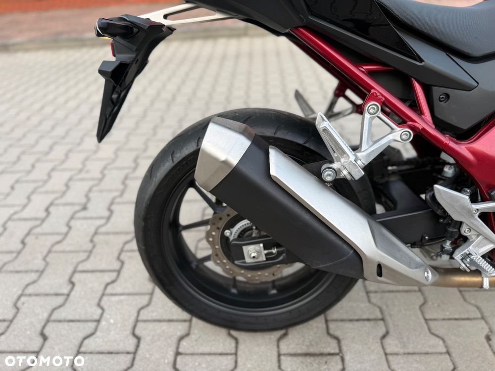 Honda Hornet - 12