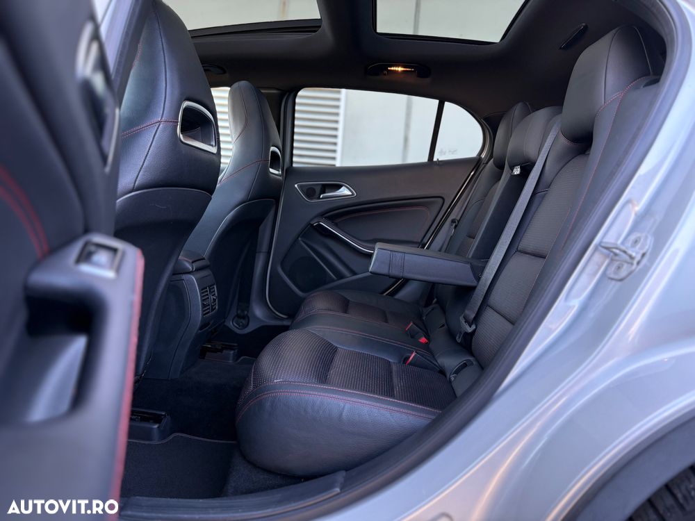 Mercedes-Benz GLA 220 CDI 4MATIC 7G-DCT AMG Line - 22