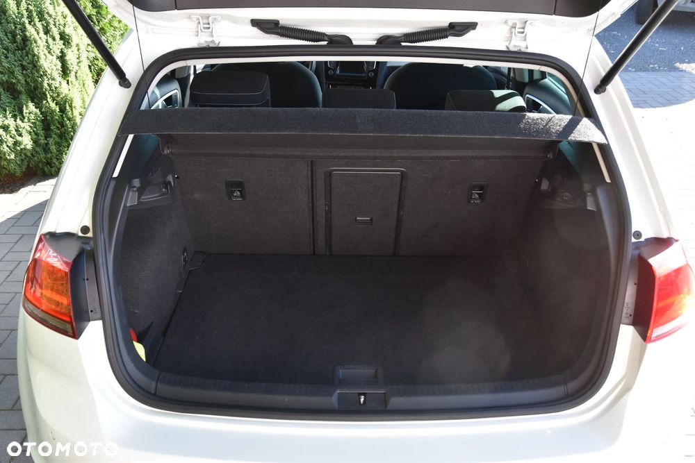 Volkswagen Golf 1.6 BlueTDI Cup - 13