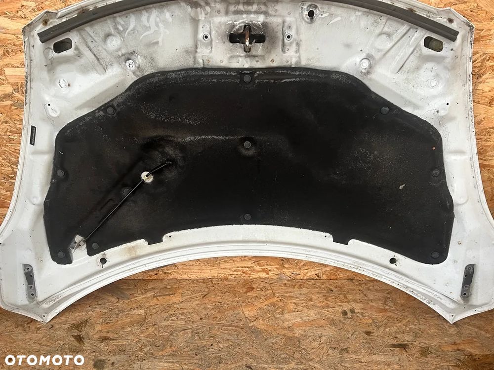 WYGŁUSZENIE wyciszenie maski SUZUKI SWIFT MK7 VII