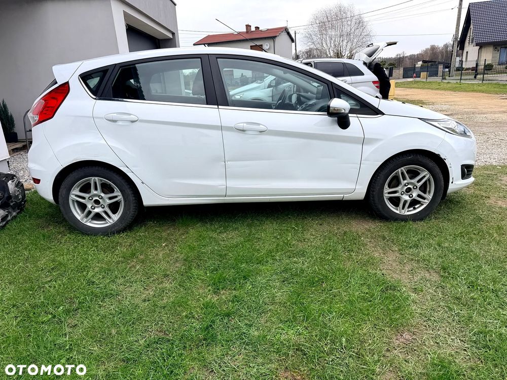 Ford Fiesta 1.0 EcoBoost Titanium - 5