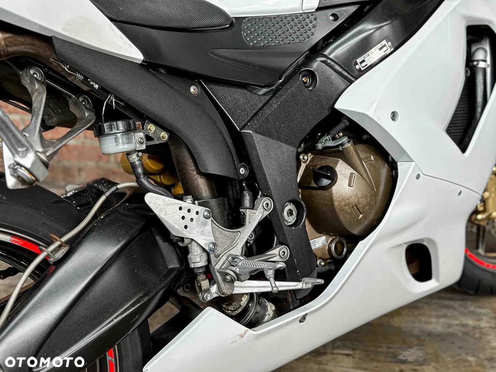 Kawasaki ZXR - 18
