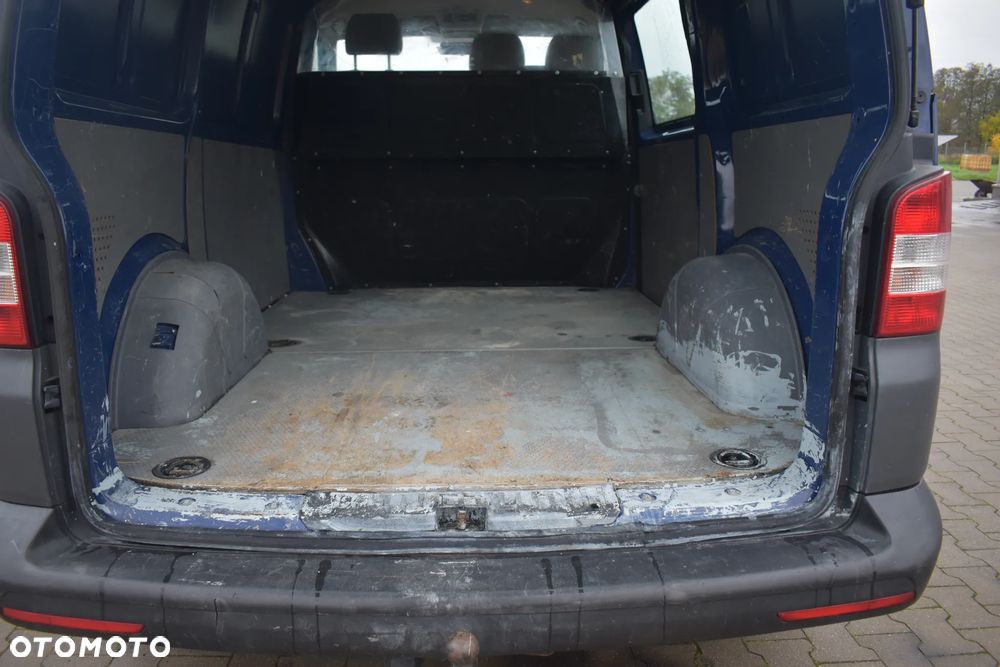 Volkswagen Transporter - 16