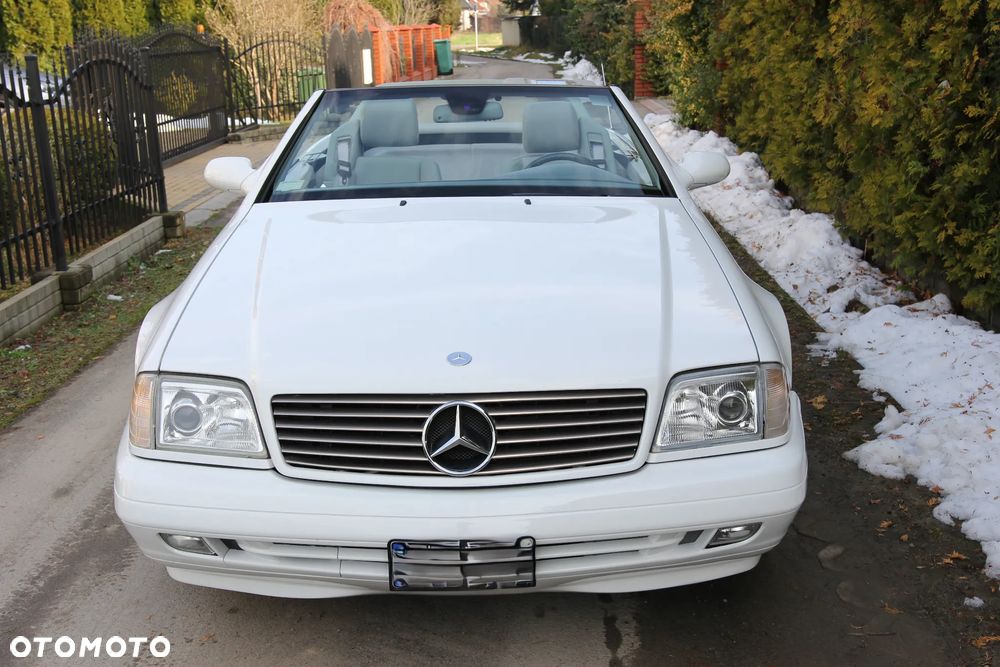 Mercedes-Benz SL - 16