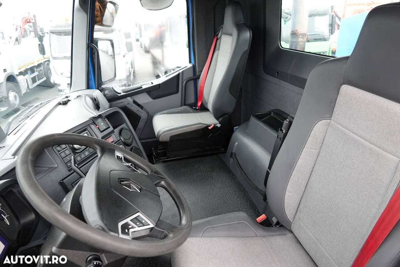 Renault K 460 / 8x4 / BASCULANTE / HIDROBOARD / BORDMATIC / EURO 6 - 28