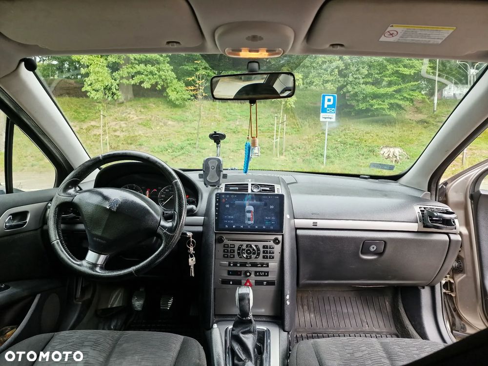 Peugeot 407 - 10