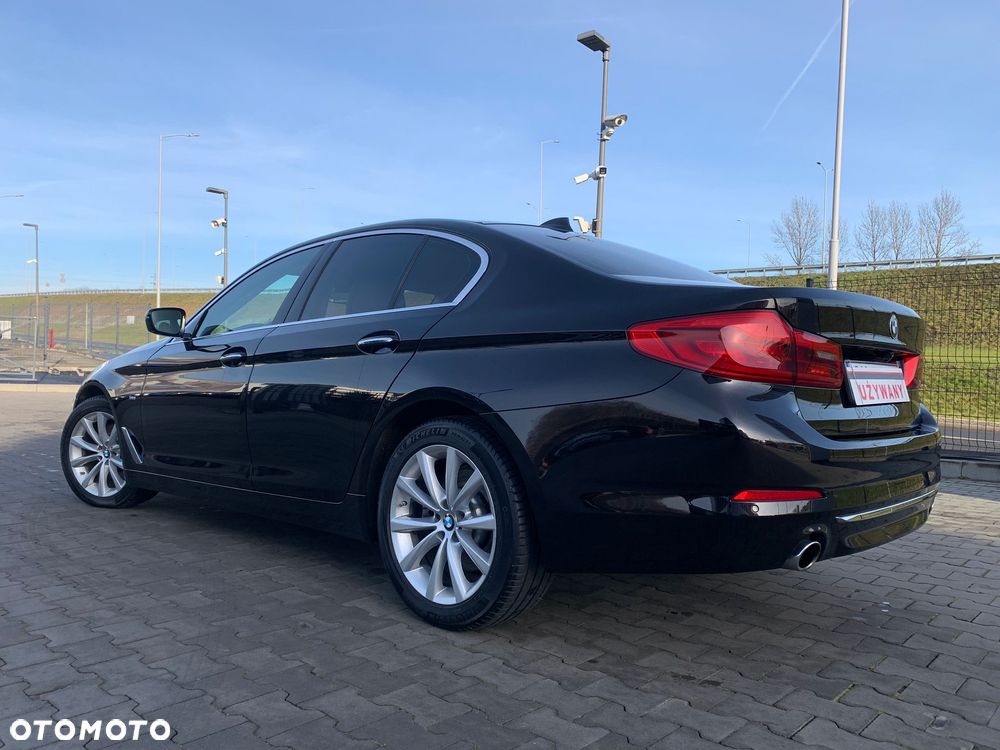 BMW Seria 5 530i GPF xDrive Luxury Line - 14