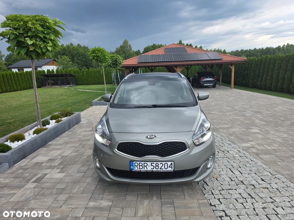 Kia Carens 1.7 CRDi 115 Dream-Team Edition - 19