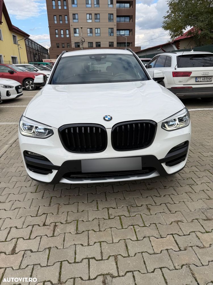 BMW X3 xDrive20i AT xLine - 6