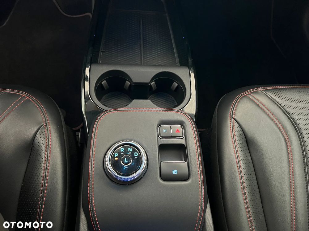 Ford Mustang Mach-E - 33