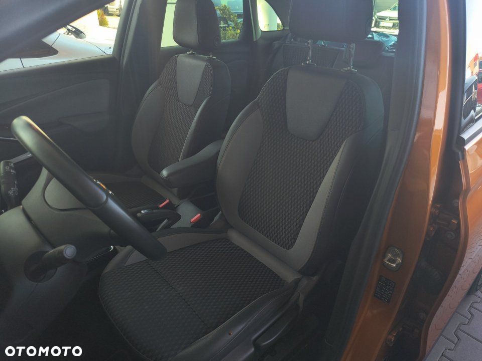 Opel Crossland X - 14