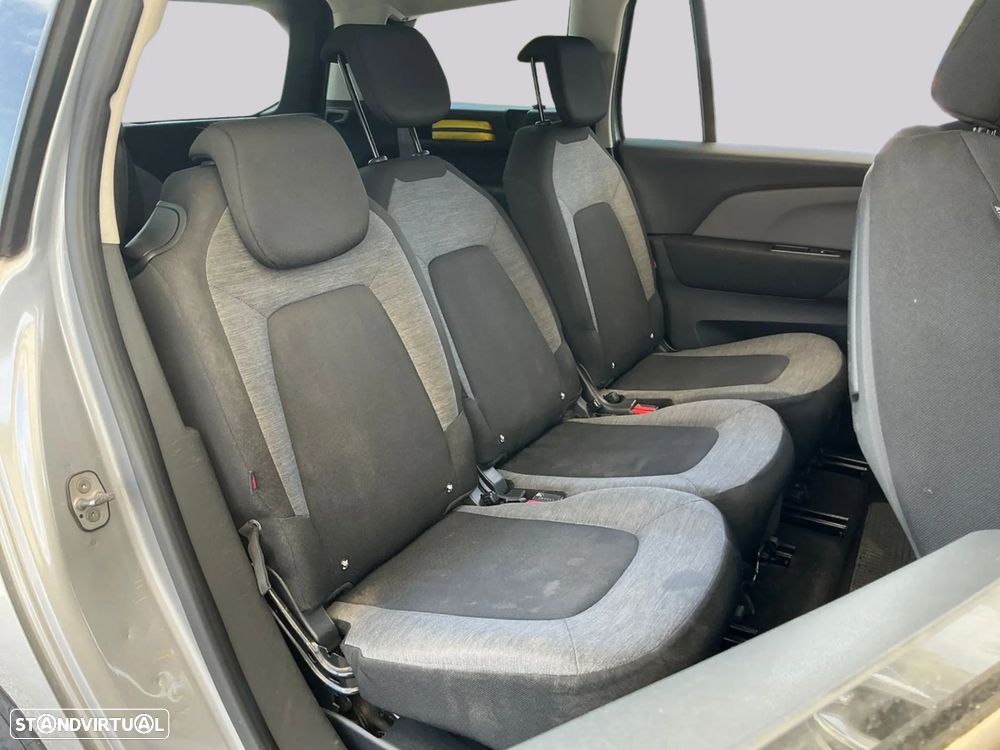 Citroën C4 Grand Picasso - 14
