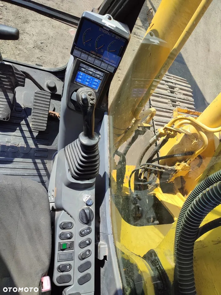 Komatsu PC 210 LC-8 - 27