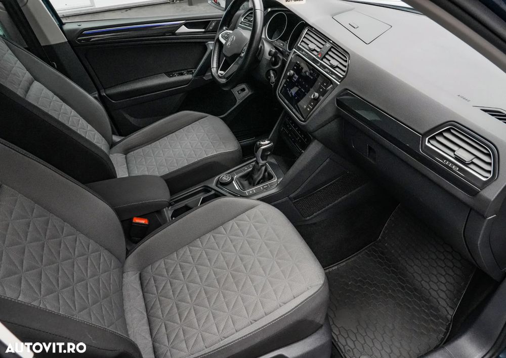 Volkswagen Tiguan 2.0 TDI DPF DSG 4Mot Comfortline - 12