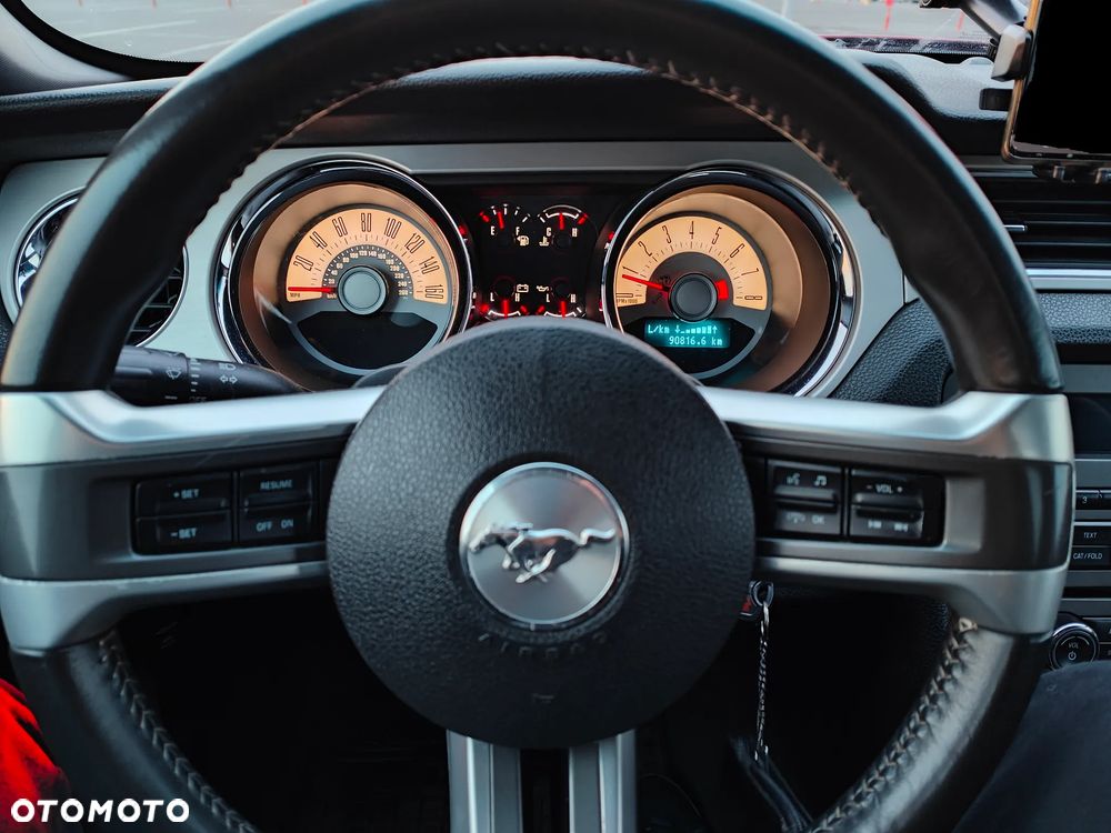 Ford Mustang 3.7 V6 Premium - 21