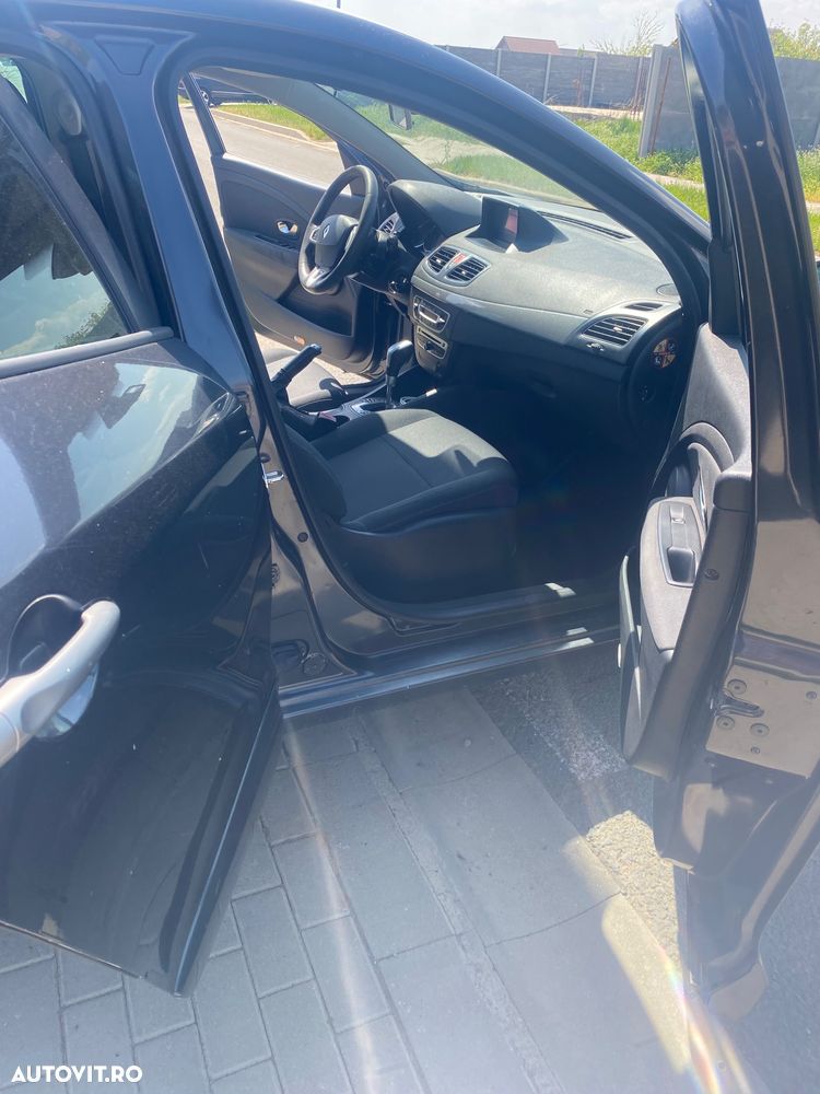 Renault Megane 1.5 dCi Sport Edition EDC - 8