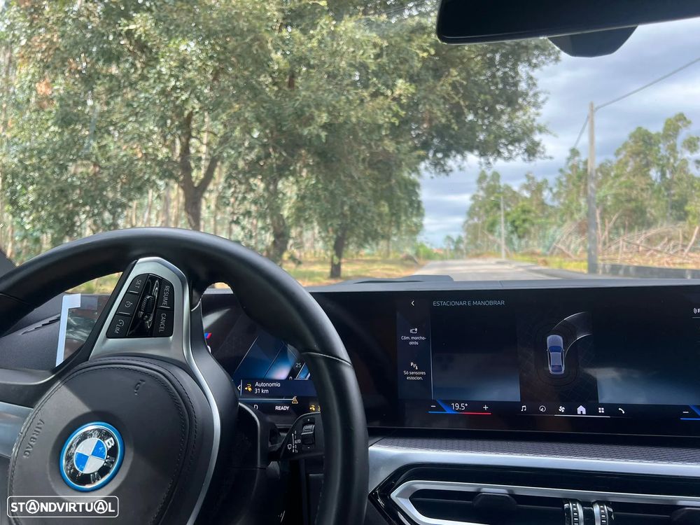 BMW i4 eDrive40 Edição Desportiva M - 52