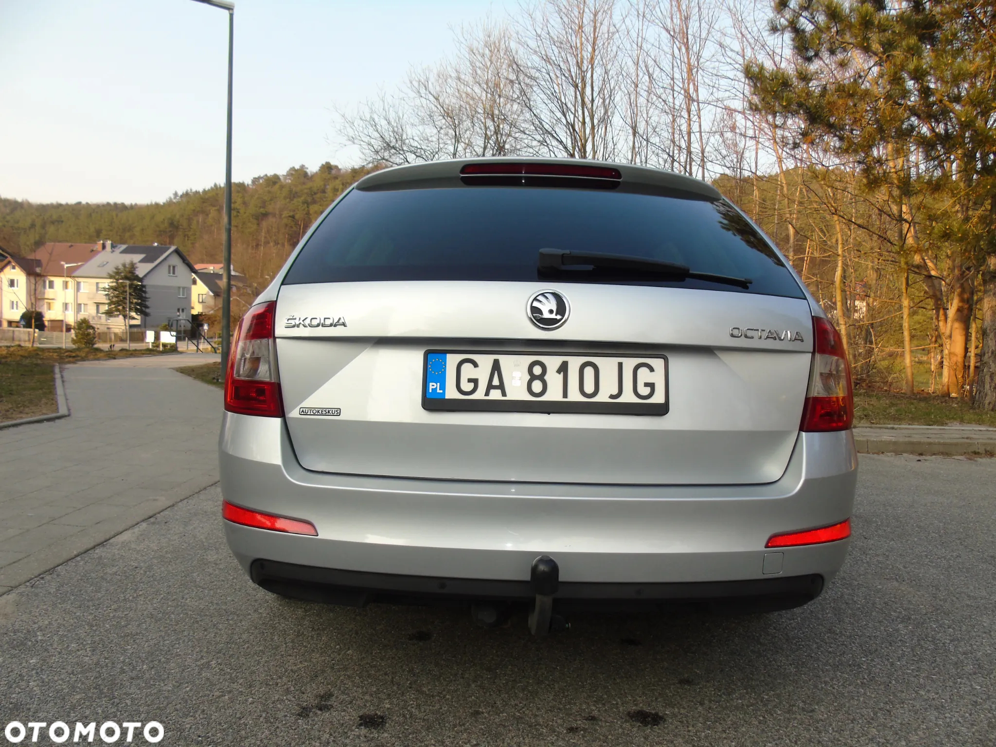 Skoda Octavia Combi 1.6 TDI DPF DSG Active - 5