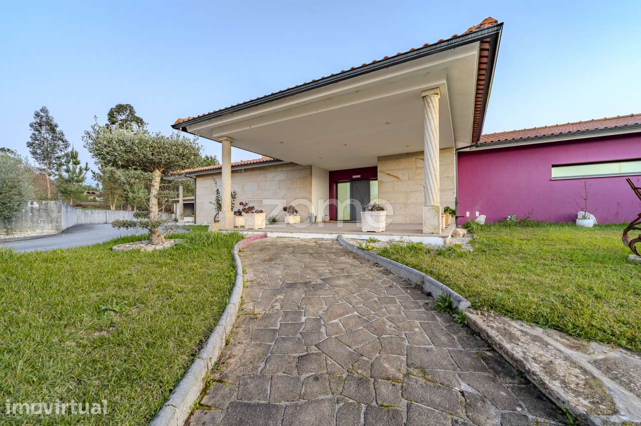 Moradia T4 Valença