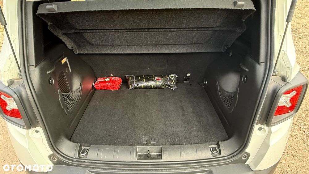 Jeep Renegade 1.6 E-TorQ Longitude FWD - 8