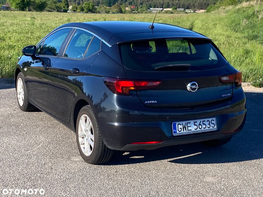 Opel Astra - 2
