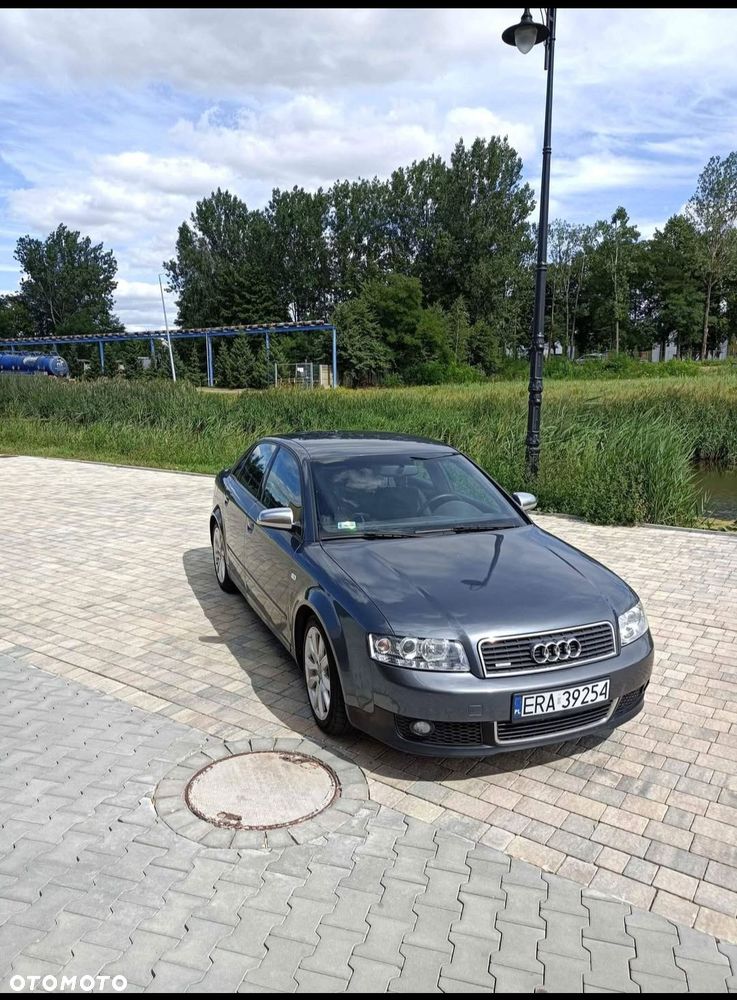 Audi A4 Limousine 2 - 9