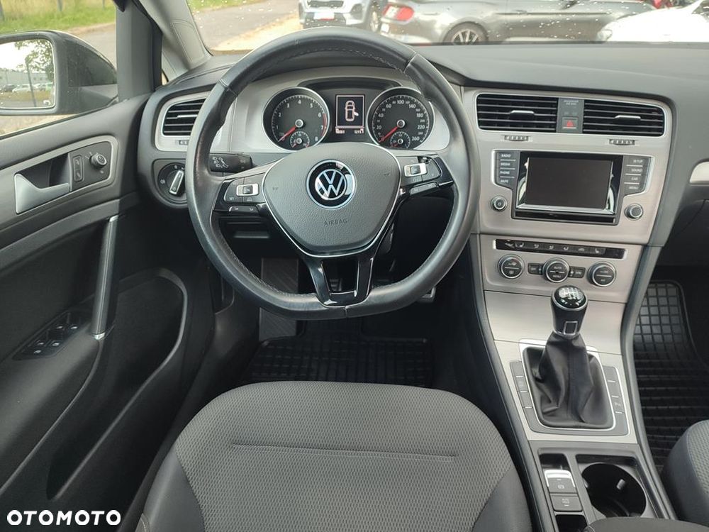 Volkswagen Golf 1.4 TSI BMT Comfortline - 11