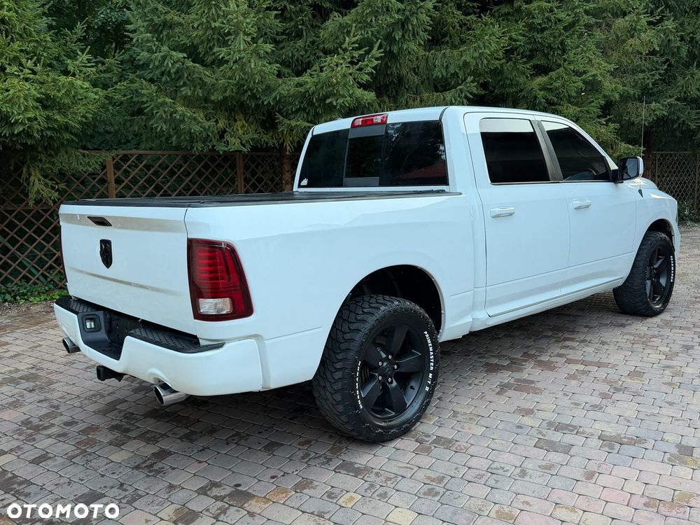 Dodge RAM - 10