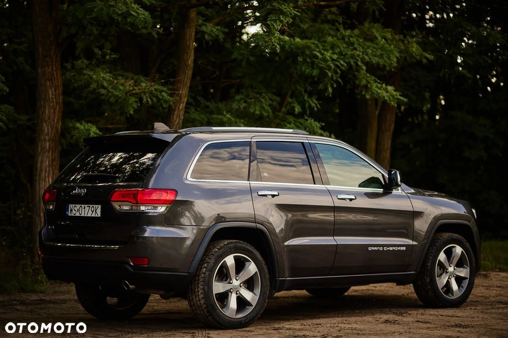 Jeep Grand Cherokee - 11