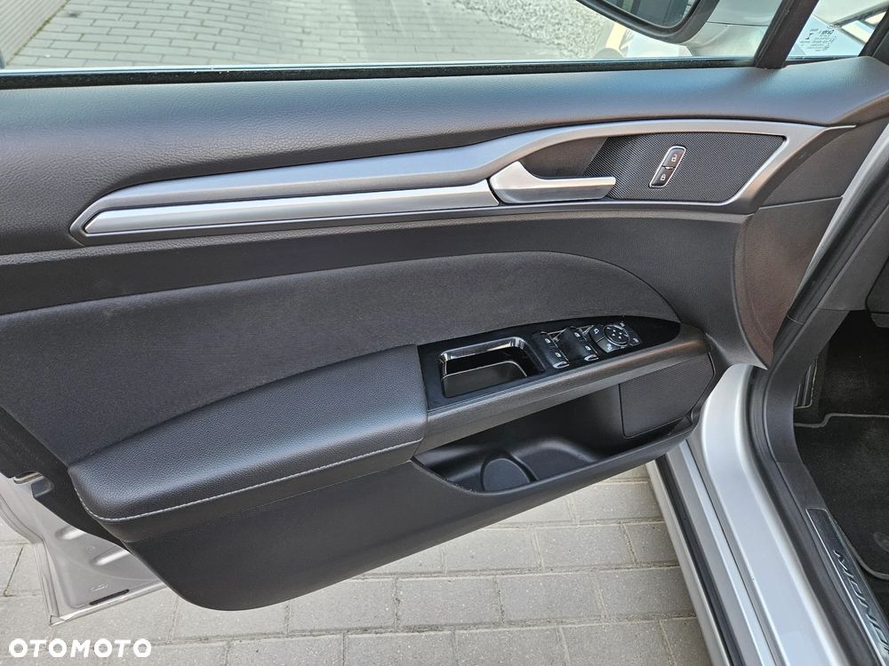 Ford Mondeo 2.0 TDCi STart-Stopp PowerShift-Aut Titanium - 24